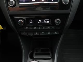 Škoda Rapid 1.0 TSI 81kW CZ Style Xenon liftback - Foto 20