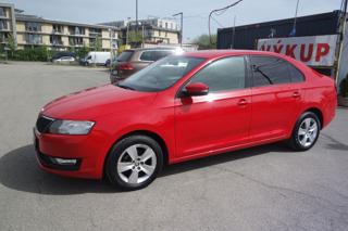Škoda Rapid 1.0 TSI PARKSENZORY, VÝHŘEV ! sedan