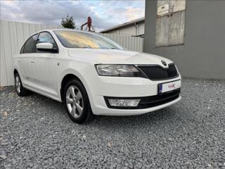 Škoda Rapid 1,2 TSI,63kW,DPH,1.maj,původČR sedan