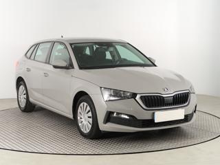 Škoda Scala 1.0 TSI 70kW hatchback