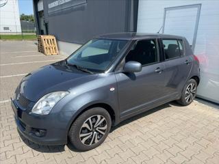 Suzuki Swift 1,3 GL  4x4 AC hatchback