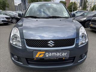 Suzuki Swift 1,3 4X4+KRASNÝ STAV hatchback