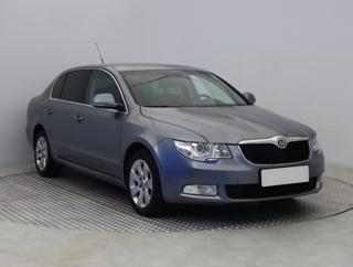 Škoda Superb 2.0 TDI 103kW hatchback