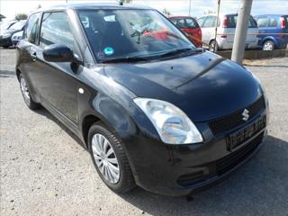 Suzuki Swift 1,3 i 16V 68 kW KLIMA hatchback