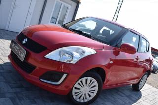 Suzuki Swift 1,3 i 4X4 VÝHŘEV NÍZKÉ KM hatchback