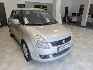 Suzuki Swift 1.3i 4x4 hatchback