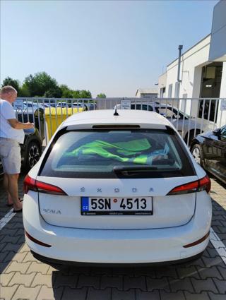Škoda Scala 1,0 TSi 81kW DSG hatchback