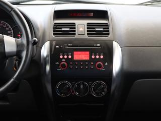 Suzuki SX4 1.9 DDiS 88kW hatchback - Foto 14