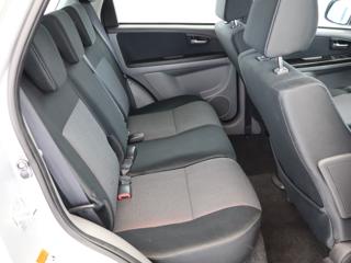 Suzuki SX4 1.9 DDiS 88kW hatchback - Foto 11