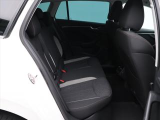 Škoda Scala 1,6 TDI 85kW Style DSG CZ hatchback - Foto 10