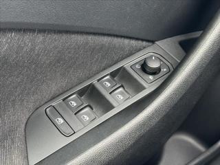 Škoda Scala 1,0 TSi Style ELkufr MRTVÝúhel hatchback - Foto 31
