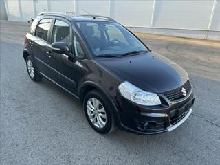 Suzuki SX4 1,6 4x4 STYLE hatchback