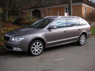 Škoda Superb 2,0 TDi  II kombi