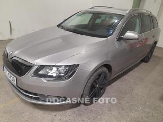 Škoda Superb 2.0 TDi kombi