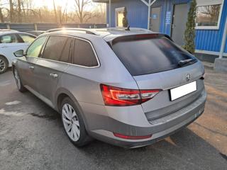 Škoda Superb 2.0 TDI 140kW kombi