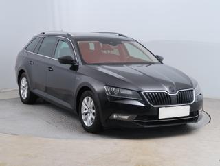 Škoda Superb 2.0 TDI 140kW kombi