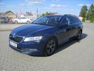 Škoda Superb 2,0 TDi 110kw Ambiente Tažné kombi