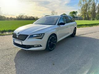 Škoda Superb 2,0   TDI 110kW Laurin & Klement kombi
