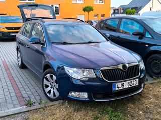 Škoda Superb 2,0   2 125 kw kombi