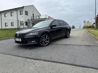 Škoda Superb 2,0   TSI (247kW), ABT, 4x4 DSG kombi