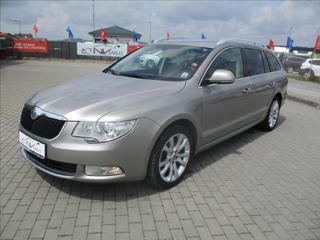 Škoda Superb 2,0 TDi CR 125kw 4x4 bez koroze kombi