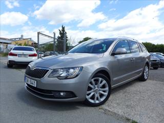 Škoda Superb 2,0 TDi  4X4, ELEGANCE, TAŽNÉ kombi