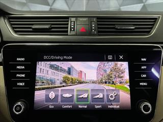Škoda Superb 2.0 TDI DSG LAURIN&KLEMENT kombi - Foto 16