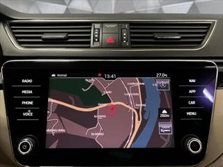 Škoda Superb 2.0 TDI DSG LAURIN&KLEMENT kombi - Foto 14