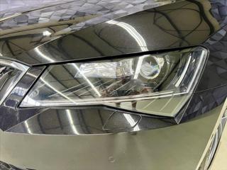 Škoda Superb 2.0 TDI DSG LAURIN&KLEMENT kombi - Foto 8