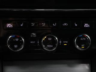 Škoda Superb 2,0 TSI DSG CZ Style 1.Maj DPH kombi - Foto 26