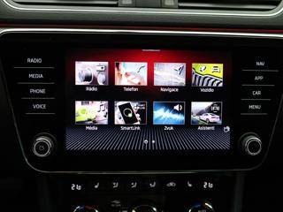 Škoda Superb 2,0 TSI 140kW Style DSG CZ DPH kombi - Foto 17