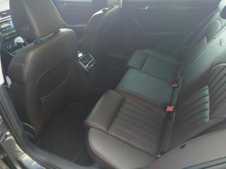 Škoda Superb Combi L&K DSG 4x4 2,0TDi 140kW kombi - Foto 7