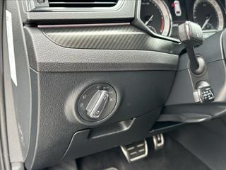 Škoda Superb 2,0 TDI 190PS Sportline DSG 4x4 kombi - Foto 30