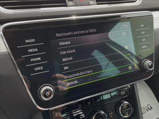 Škoda Superb 2,0 TDi DSG LED*Navi*ACC Lane-& Side Assist*Po servise a nové brzdy! MY 2021! kombi - Foto 49