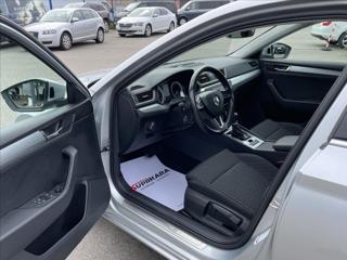 Škoda Superb 2,0 TDi DSG LED*Navi*ACC Lane-& Side Assist*Po servise a nové brzdy! MY 2021! kombi - Foto 9