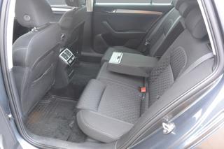 Škoda Superb 2.0TDi 140kW DSG DPH kombi - Foto 32