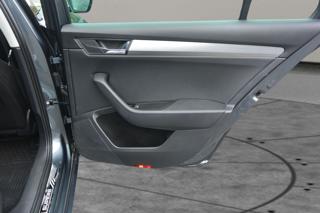Škoda Superb 2.0TDi 140kW DSG DPH kombi - Foto 37