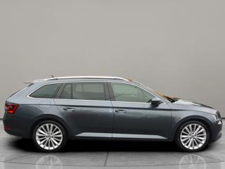 Škoda Superb 2.0TDi 140kW DSG DPH kombi - Foto 4