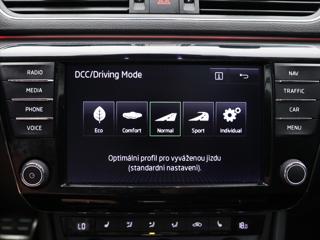 Škoda Superb 2,0 TDI 140kW DSG Sportline kombi - Foto 26