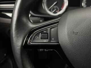 Škoda Superb 2,0 TDi 110kW L&K DPH ACC DCC kombi - Foto 10