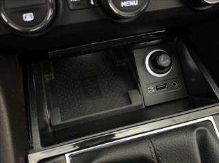 Škoda Superb 2,0 TDi 110kW L&K DPH ACC DCC kombi - Foto 32