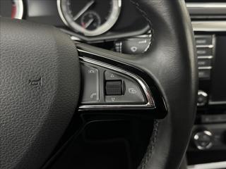 Škoda Superb 2,0 TDi 110kW L&K DPH ACC DCC kombi - Foto 12