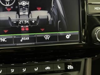 Škoda Superb 2,0 TDi 110kW L&K DPH ACC DCC kombi - Foto 25