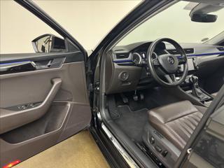 Škoda Superb 2,0 TDi 110kW L&K DPH ACC DCC kombi - Foto 37