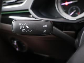 Škoda Superb 2,0 TDI 110kW DSG CZ L&K kombi - Foto 19