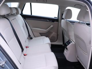 Škoda Superb 2,0 TDI DSG 4x4 CZ Style DPH kombi - Foto 13