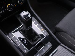 Škoda Superb 2,0 TDI 140kW DSG 4x4 CZ DPH kombi - Foto 31