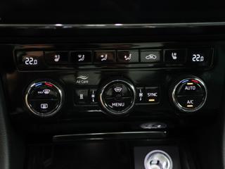 Škoda Superb 2,0 TDI 140kW DSG 4x4 CZ L&K kombi - Foto 27