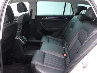 Škoda Superb 2,0 TDI 140kW DSG 4x4 CZ L&K kombi - Foto 14