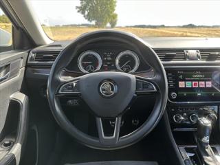 Škoda Superb 2,0 TDI 140kW DSG Scout 4x4 CZ kombi - Foto 25